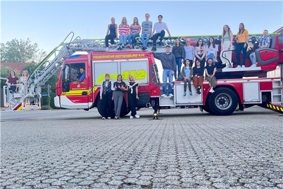 Studierende der Stuttgarter Hochschule für Medien gestalteten unter anderem die Homepage der Rottenburger Feuerwehr. Bild: Feuerwehr Rottenburg