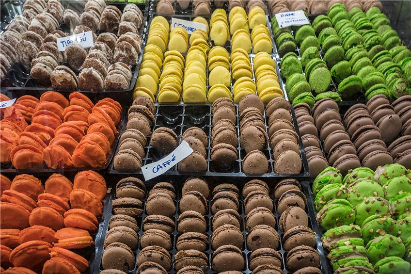 Süßes satt gibt es auch 2019 auf dem großen Tübinger Schokomarkt. Was aber davon ist fair gehandelt? Bild: Ulrich Metz