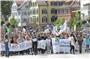 Tausende Schülerinnen und Schüler demonstrierten am Freitag, zwei Tage vor der E...