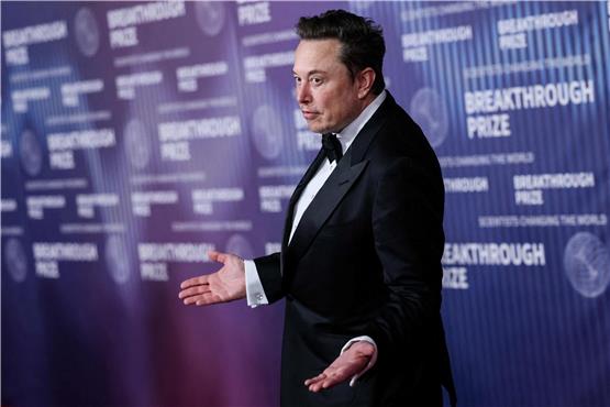 Tesla-Chef Elon Musk will die Kosten drastisch senken.