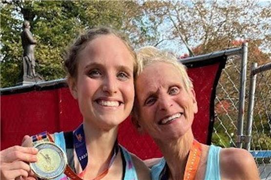 Tochter Jule Vetter und Mutter Heidrun Vetter beim New-York-Marathon. Privatbild
