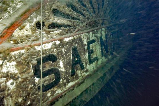 Undatiertes Handout - Das Dampfschiff „Säntis“ ist auf dem Grund des  Bodensees zu sehen. Foto: Schiffsbergeverein/Schiffsbergeverein/dpa/Archivbild