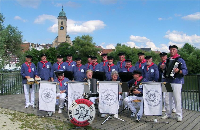 Unterstützung für die Marinekameradschaft: Der Shanty-Chor Neckar-Knurrhähne aus Nürtingen. Privatbild