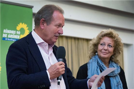 Verdi-Chef Frank Bsirske unterstützt die Reutlinger Grünen-Abgeordnete Beate Müller-Gemmeke im Wahlkampf. Bild: Franke