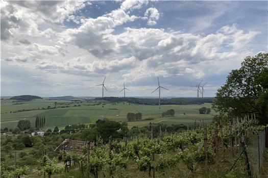 Visualisierung des geplanten Windparks im Norden von Rottenburg: Wendelsheim Aussichtsplattfporm. Bild: Energiedialog