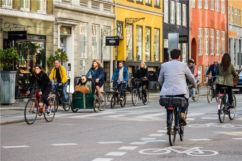 Vorbild Kopenhagen: In der dänischen Hauptstadt dominieren Fahrradfahrer den Straßenverkehr.  Foto: © olgagorovenko/shutterstock.com