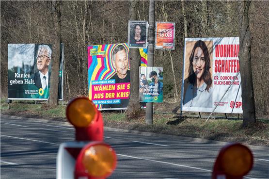 Wahlplakate in der Reutlinger Straße. Bild: Ulrich Metz