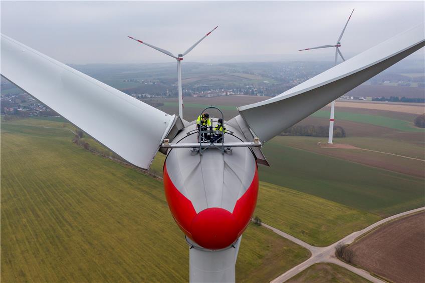 Windräder allerorten: Bis 2030 soll Deutschland 80 Prozent seines Stroms aus Erneuerbaren Energien beziehen.  Foto: Jan Woitas/dpa-Zentralbild/dpa
